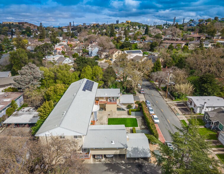 More Photos Of 811 Brown St, Martinez Apartments For Sale