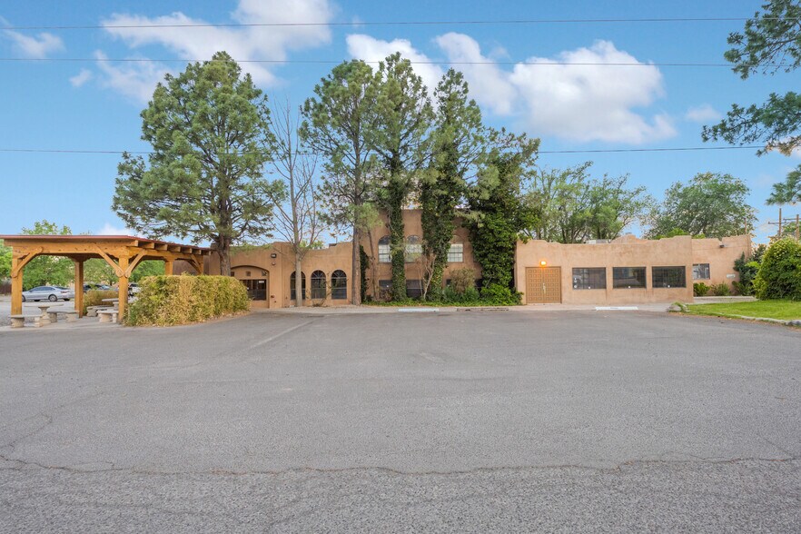 More Photos Of 8032 4th St NW, Albuquerque Restaurant For Sale