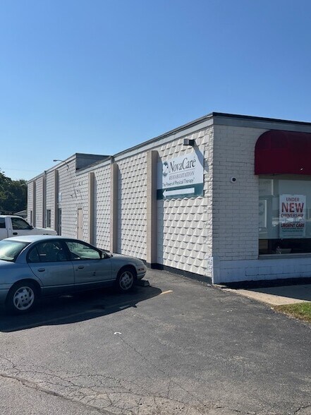 More Photos Of 1301 W 1st St, Springfield Medical For Lease