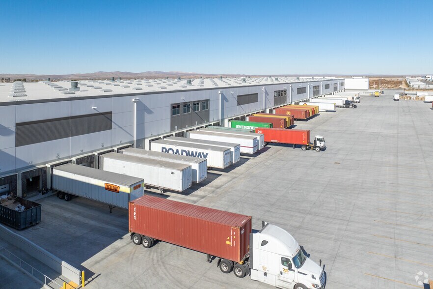 More Photos Of 12179 Momentum Rd, Victorville Warehouse For Sale