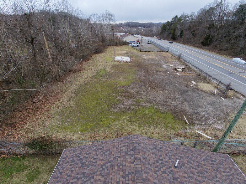 More Photos Of 11916 US-60, Ona Land For Lease