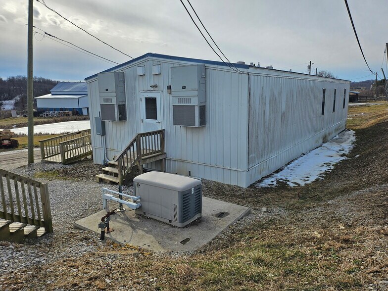 More Photos Of 24 Varner Dr, Claysville Warehouse For Sale