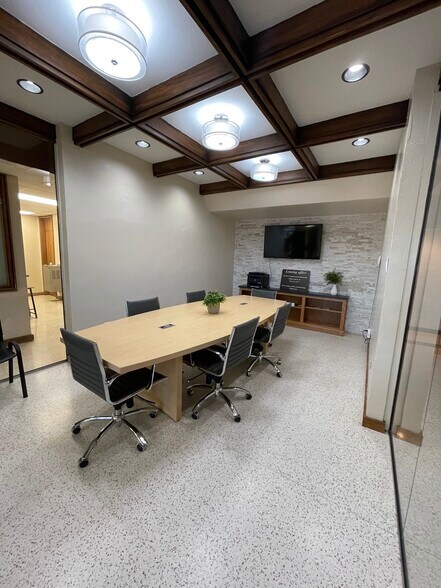 More Photos Of 1101 Ridge Rd, Rockwall Serviced Offices For Lease