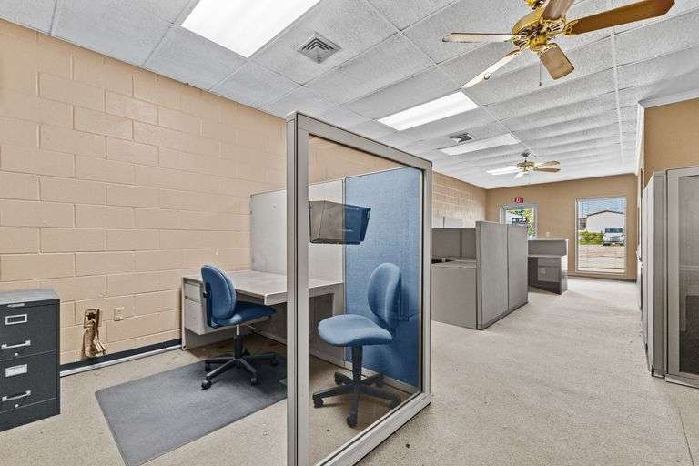 More Photos Of 1208 W Pine St, Hattiesburg Office For Lease