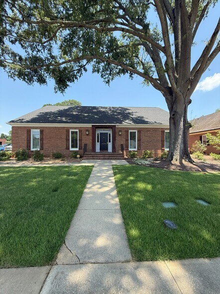 Primary Photo Of 1334 Ebenezer Rd, Rock Hill Medical For Lease