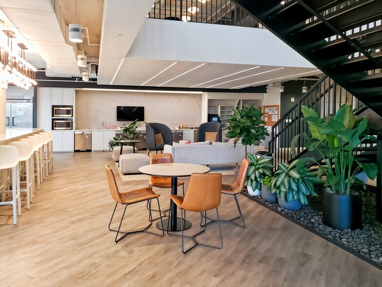 More Photos Of 800 Maine Ave SW, Washington Coworking Space