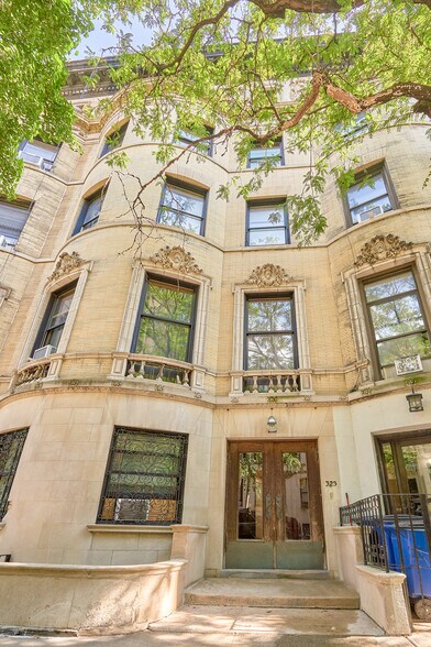 More Photos Of 323 W 89th St, New York Apartments For Sale