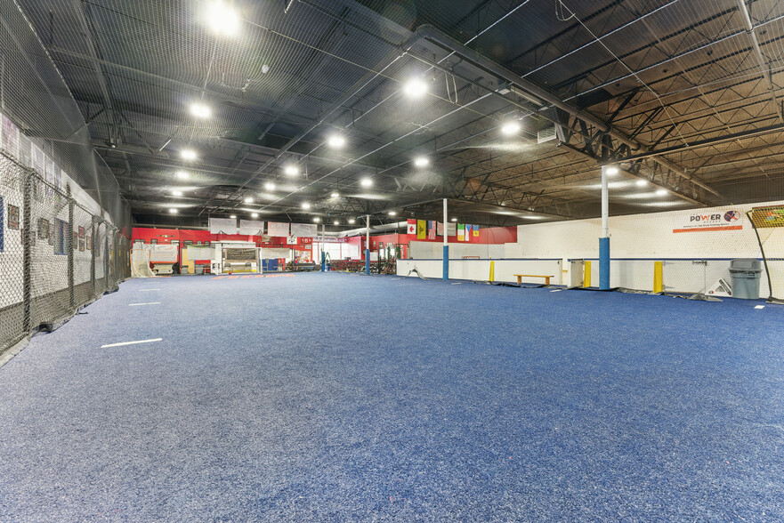 More Photos Of 151 Springfield St, Agawam General Retail For Lease