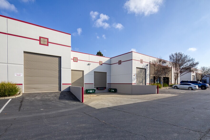 More Photos Of ,  Unknown For Sale