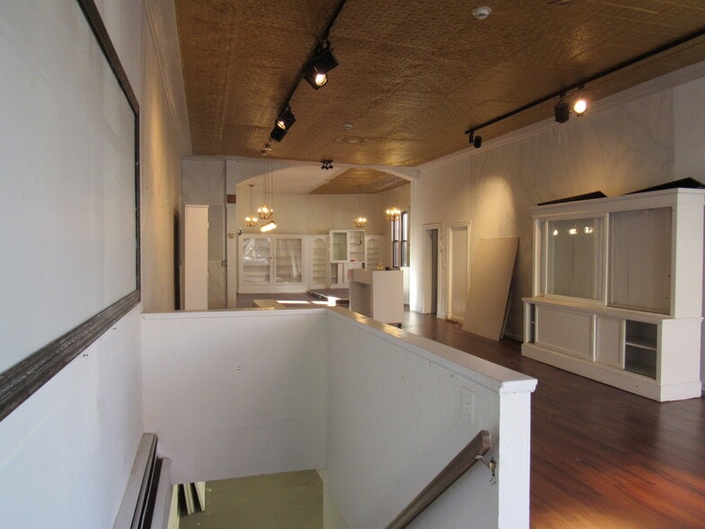 More Photos Of 70 S Broadway, Nyack Apartments For Lease