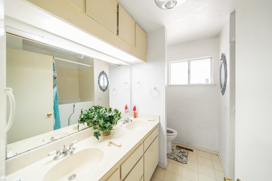 More Photos Of 11550 Raspberry Ln, Oak Glen Specialty For Sale