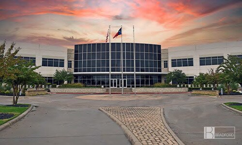 More Photos Of 4616 S US Highway 75, Denison Medical For Lease