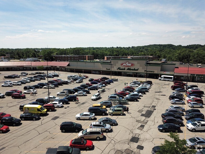 More Photos Of 7542 Broadview Rd, Parma General Retail For Lease