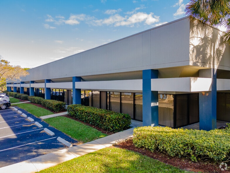 More Photos Of 5101 NW 21st Ave, Fort Lauderdale Light Distribution For Lease