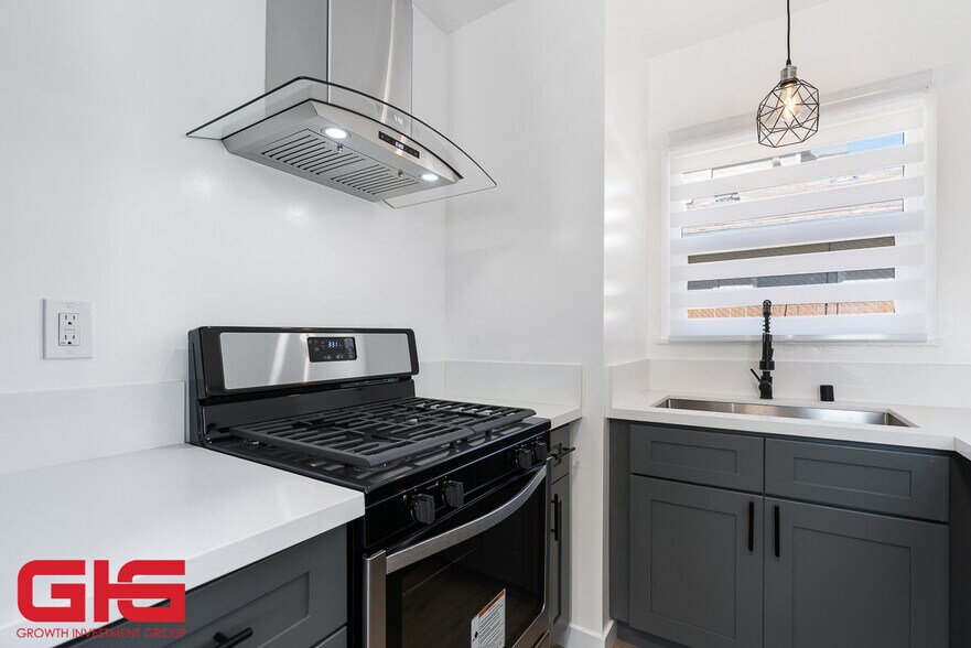 More Photos Of 411-417 N Euclid Ave, Pasadena Apartments For Sale