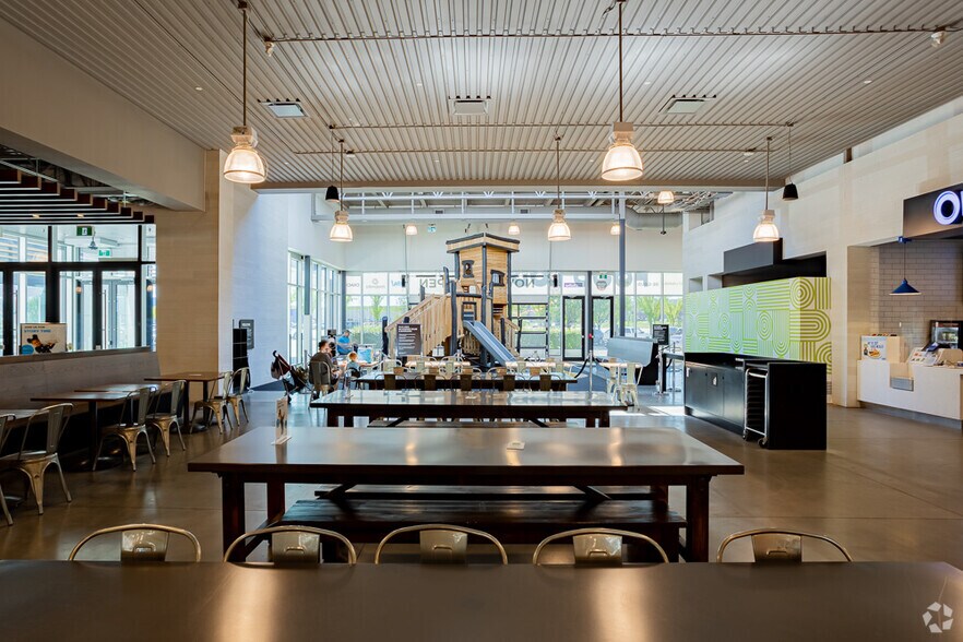 More Photos Of 901 64th Ave NE, Calgary Unknown For Lease