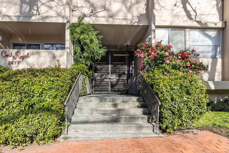 More Photos Of 2477 Virginia St, Berkeley Apartments For Sale