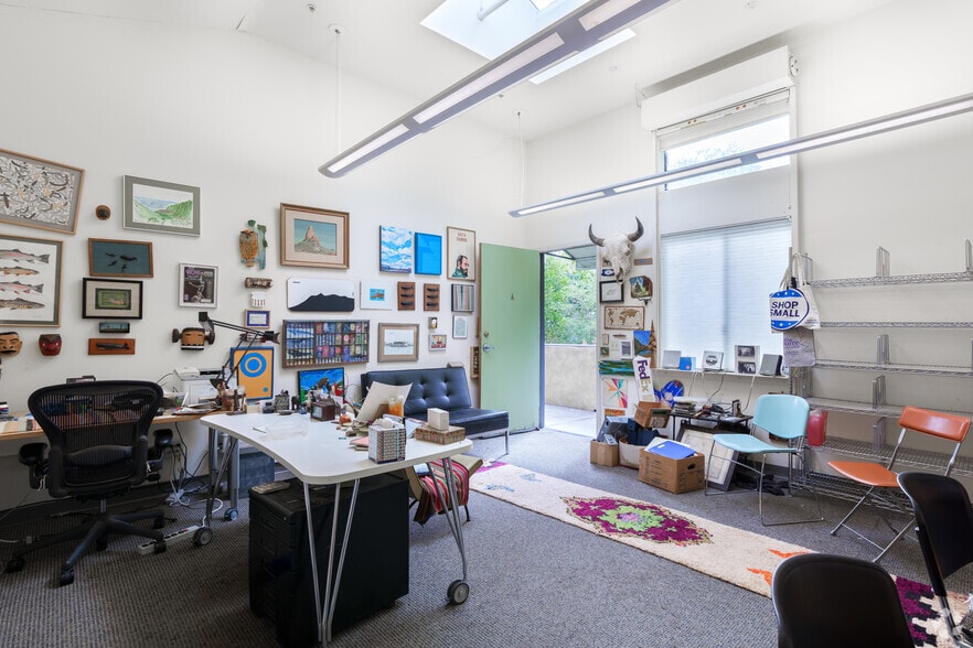 More Photos Of 30 Miller Ave, Mill Valley Storefront For Sale