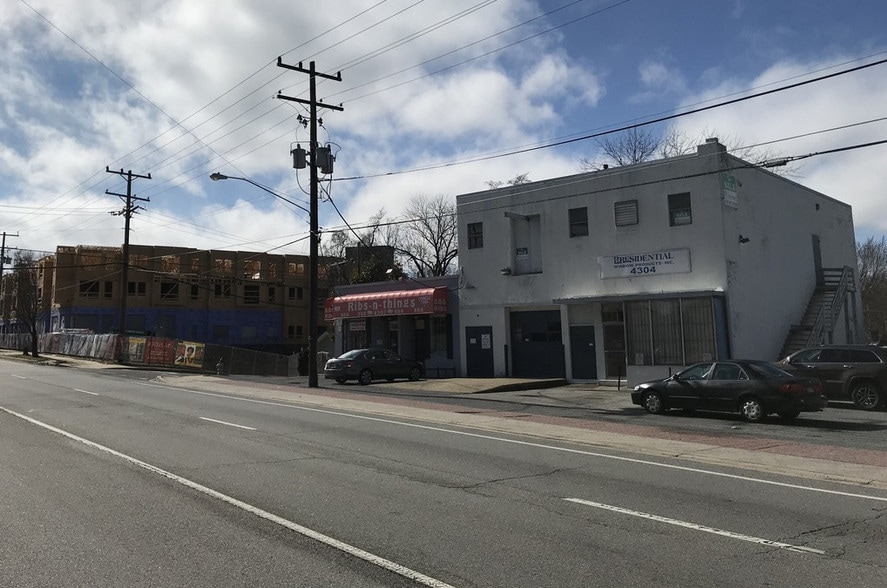 More Photos Of 4304 Rhode Island Ave, Brentwood Freestanding For Lease