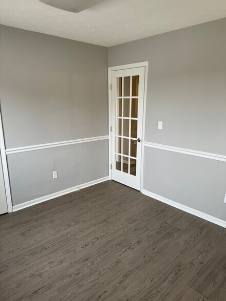 More Photos Of 2151 Miamisburg-Centerville Rd, Dayton Loft Creative Space For Sale