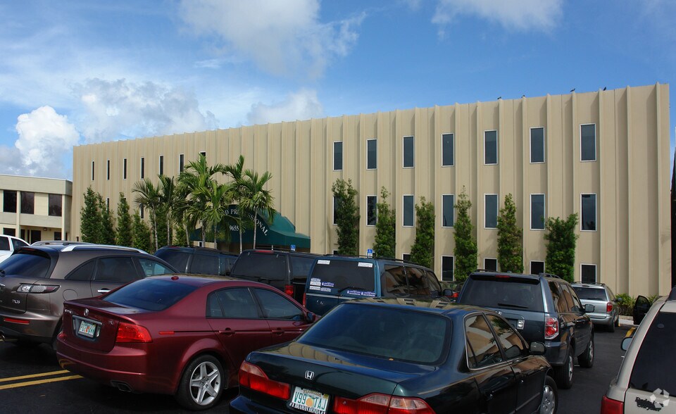 More Photos Of 9655 S Dixie Hwy, Miami Loft Creative Space For Lease
