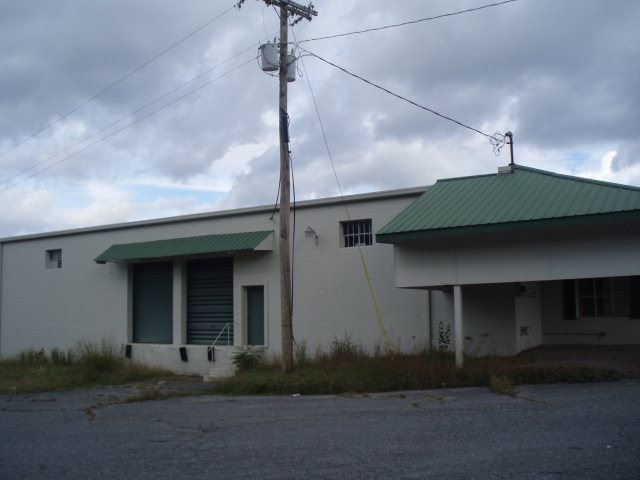 More Photos Of 604 Sheridan Ave, Dalton Warehouse For Sale