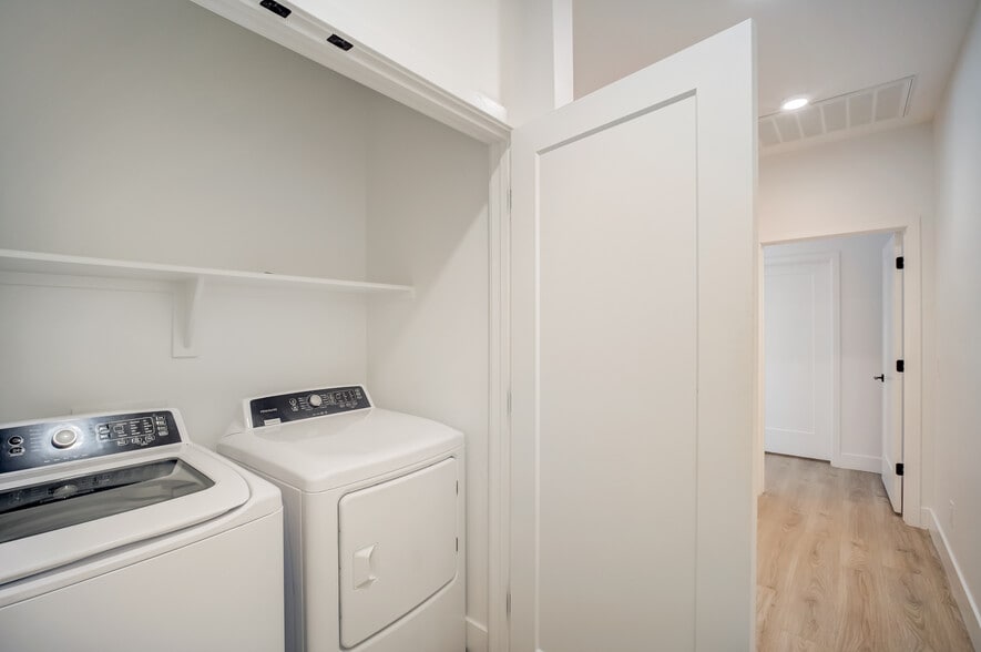 More Photos Of 777 W Coolidge St, Phoenix Apartments For Sale