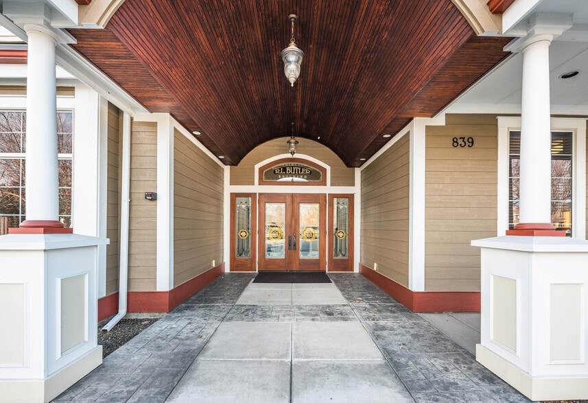 More Photos Of 839 E Winding Creek Dr, Eagle Office For Lease