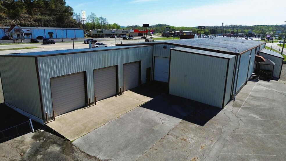 More Photos Of 15139 N US Highway 25 E, Corbin Fast Food For Sale