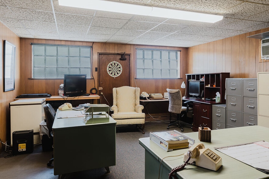 More Photos Of 272 Sawyer St, New Bedford Apartments For Sale