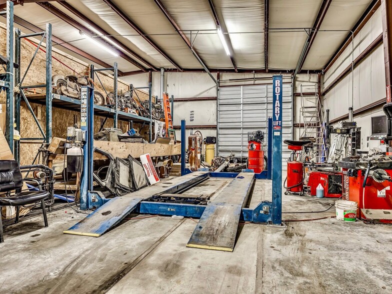 More Photos Of 2238 N Broadway St, Checotah Auto Repair For Sale