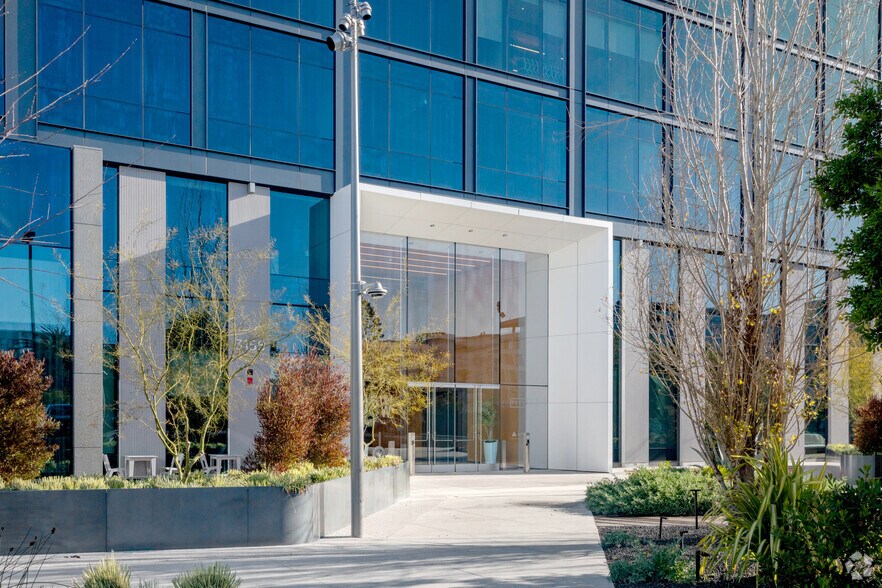 More Photos Of 3155 Olsen Dr, San Jose Office For Lease