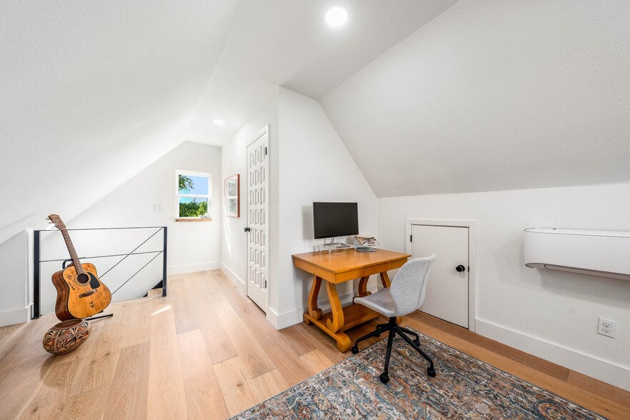 More Photos Of 4158 Creek Rd, Temple Specialty For Sale