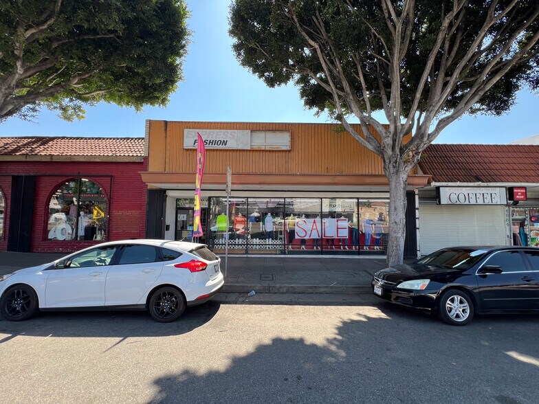 More Photos Of 4888 Huntington Dr, Los Angeles Freestanding For Lease