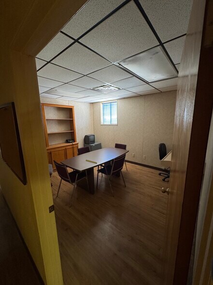 More Photos Of 2038 Saratoga Blvd, Corpus Christi Warehouse For Lease