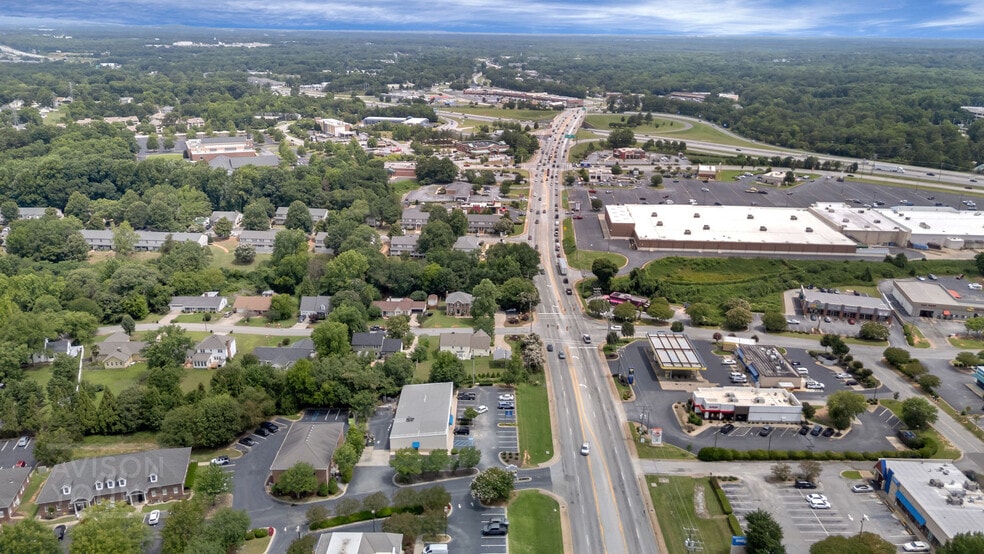 More Photos Of 634 Fairview Rd, Simpsonville Medical For Sale