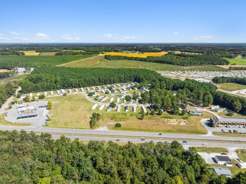 More Photos Of 2022 Keith Ln, Selma Manufactured Housing Mobile Home Park For Sale