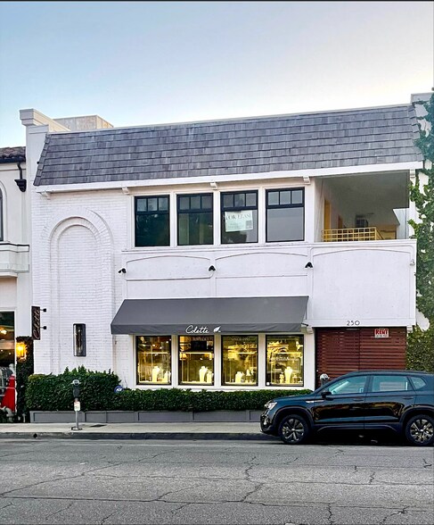 More Photos Of 250 26th St, Santa Monica Office Residential For Lease