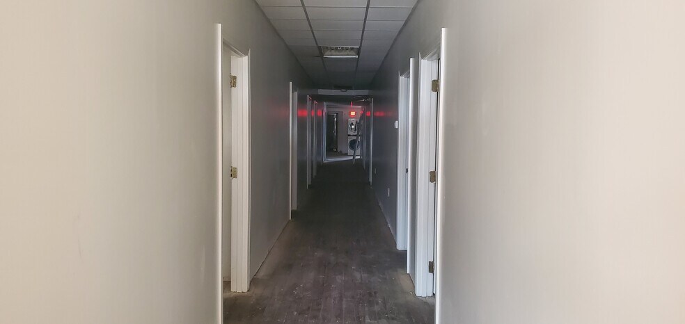 More Photos Of 110 S Center St, Mount Olive Office Residential For Sale