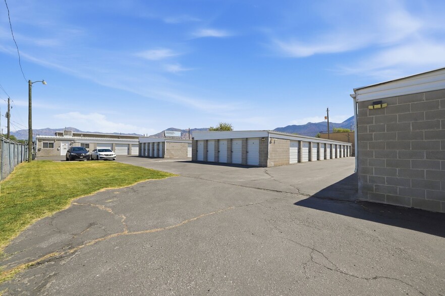 More Photos Of 3272 Stephens Ave, Ogden Self Storage For Sale