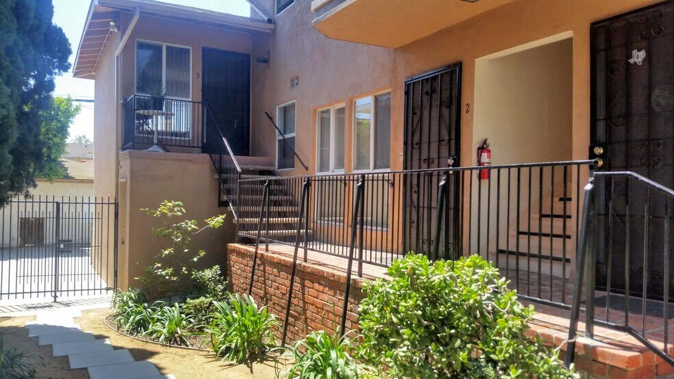 More Photos Of 3523 S Sepulveda Blvd, Los Angeles Apartments For Sale