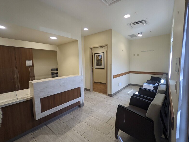 More Photos Of 265 Tanglewood Ln, Silverthorne Medical For Lease