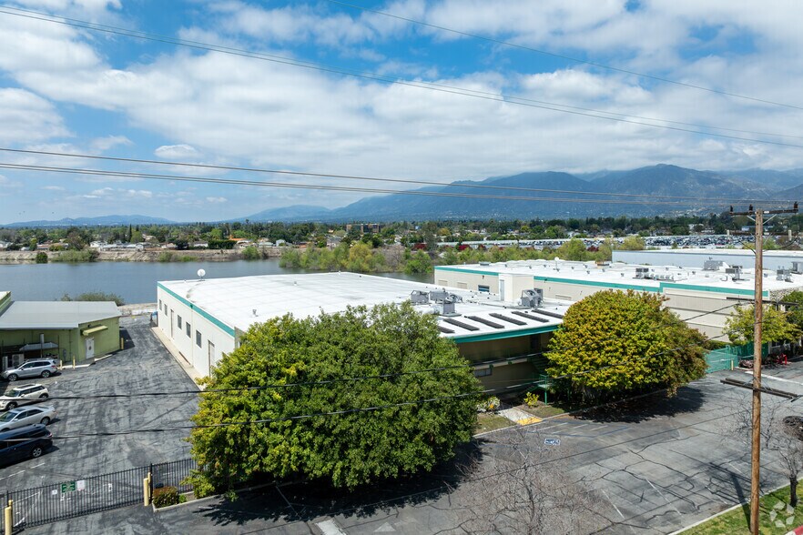 More Photos Of 5623 N Peck Rd, Arcadia Warehouse For Sale