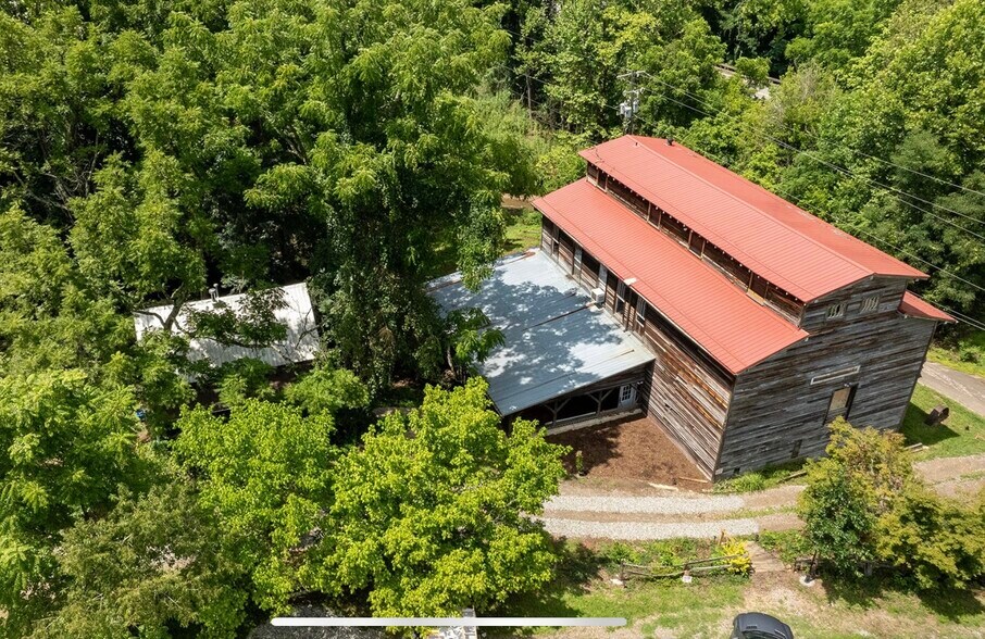 More Photos Of 1 Old Mill Ln, Weaverville Restaurant For Sale