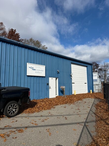 More Photos Of 17 Wolcott Ct, Boston Industrial For Lease