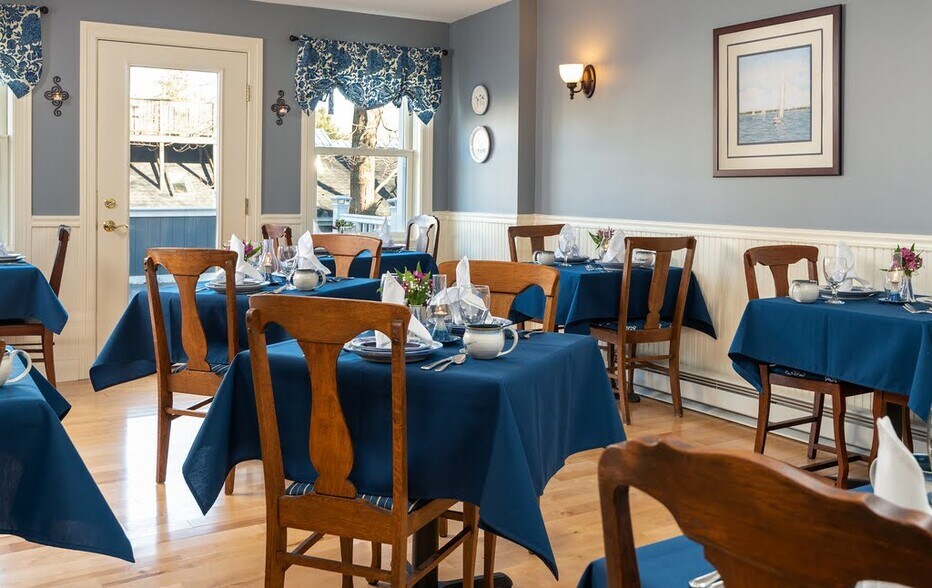 More Photos Of 72 Elm St, Camden Hospitality For Sale