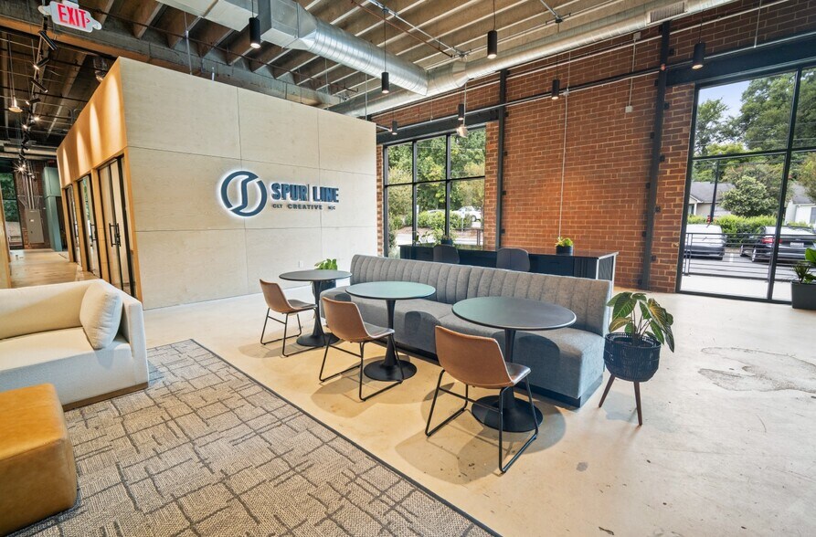 More Photos Of 919 Berryhill Rd, Charlotte Coworking Space