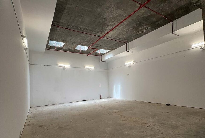 More Photos Of 175 Chrystie St, New York Apartments For Lease
