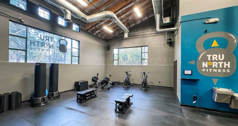 More Photos Of 1441 SW Chandler Ave, Bend General Retail For Lease