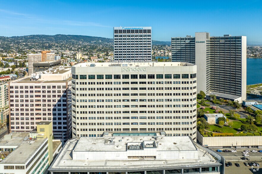 More Photos Of 2101 Webster St, Oakland Office For Lease